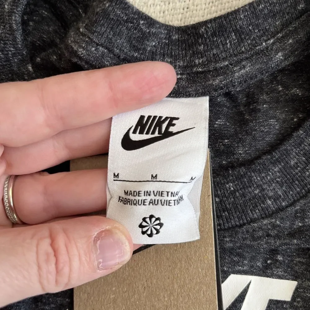 Nike Sportswear Kids Girls Jersey Tank Medium Slim‎ Fit Dark Gray Heather NWT